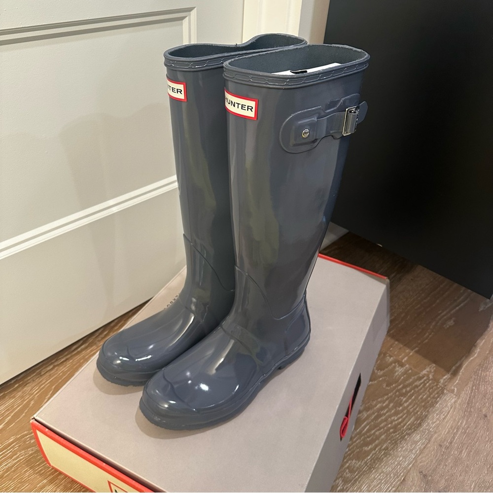 Hunter Charcoal Glossy Rain Boots